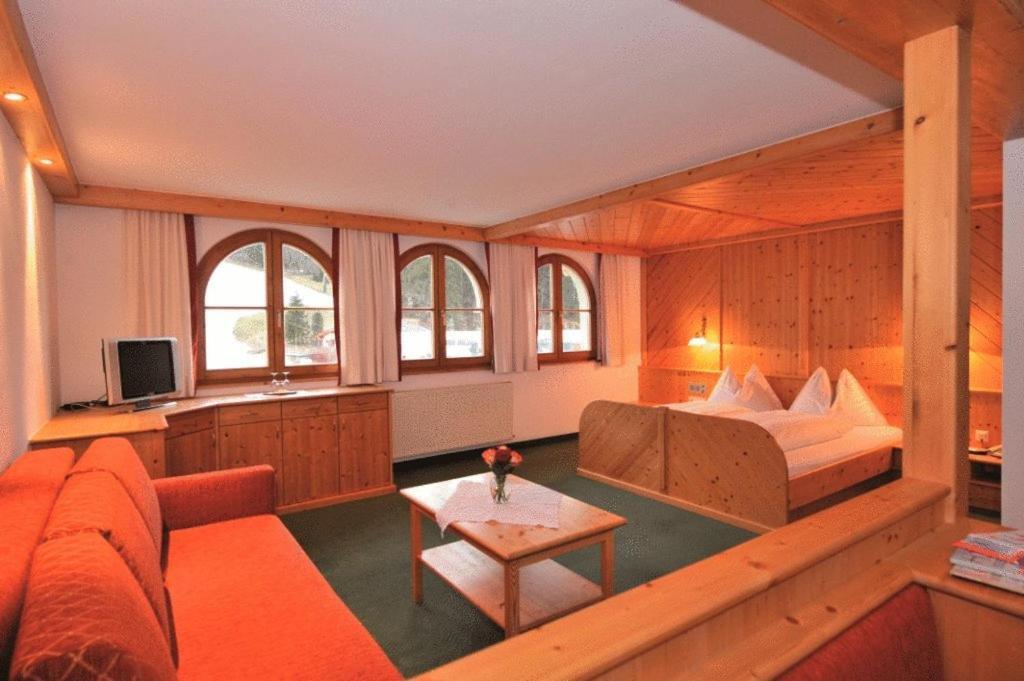 Alpines Gourmet Hotel Montanara Flachau Extérieur photo